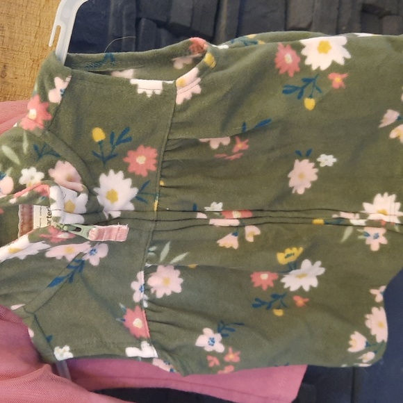 Osh kosher b'gosh heart overalls and carters sleeper clothing set size 6 months - Picture 6 of 9